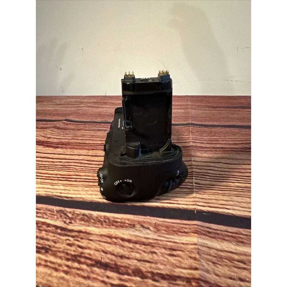 Canon BG-E20 Battery Grip for 5D Mark IV - WORKING